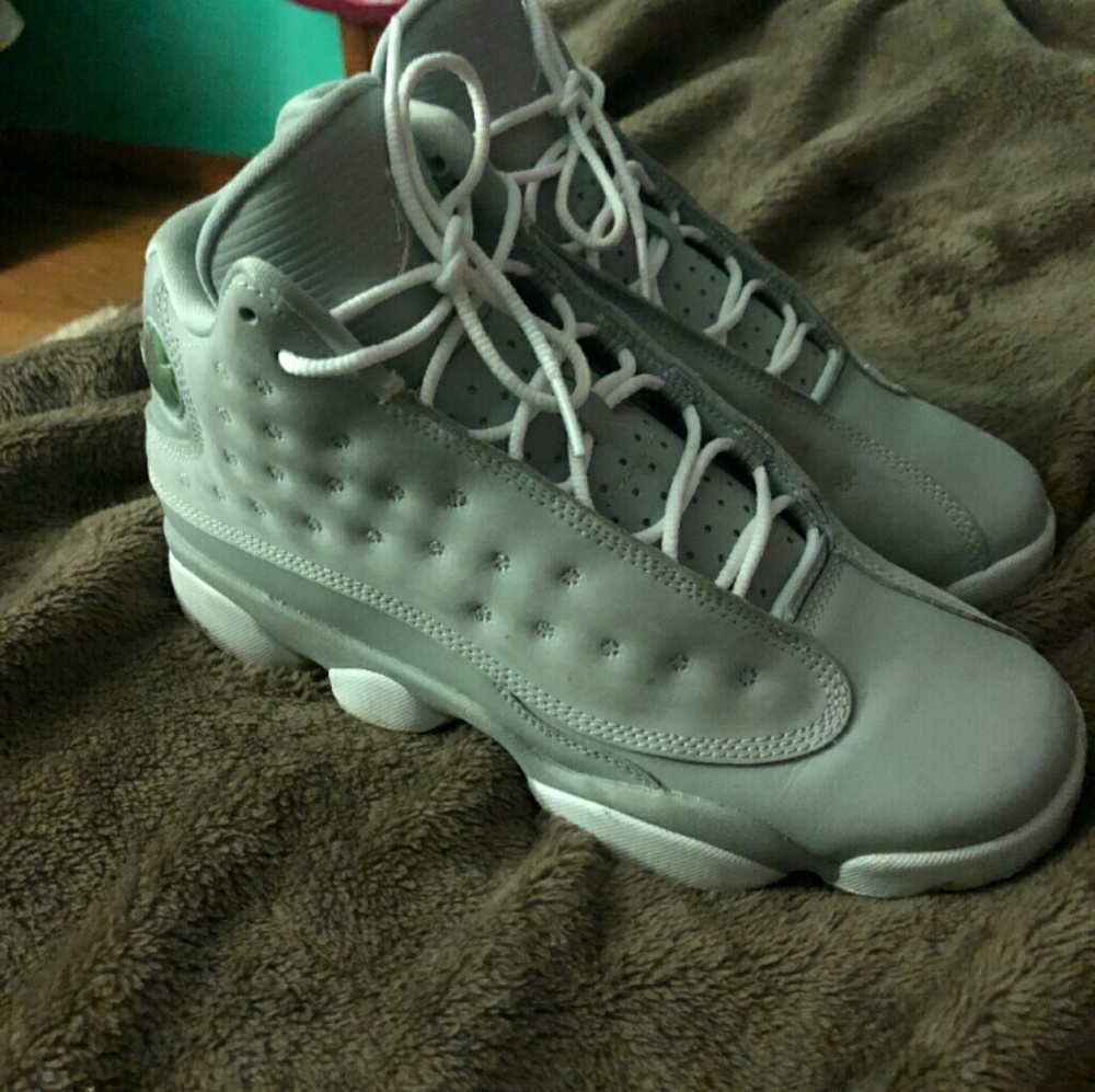 Jordan wolf gray 13s